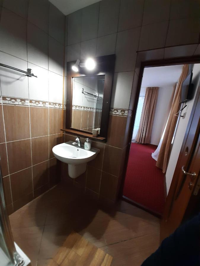 Pensiunea Montan Din Bran,Sat Simon Spa Indoor Бран Екстер'єр фото