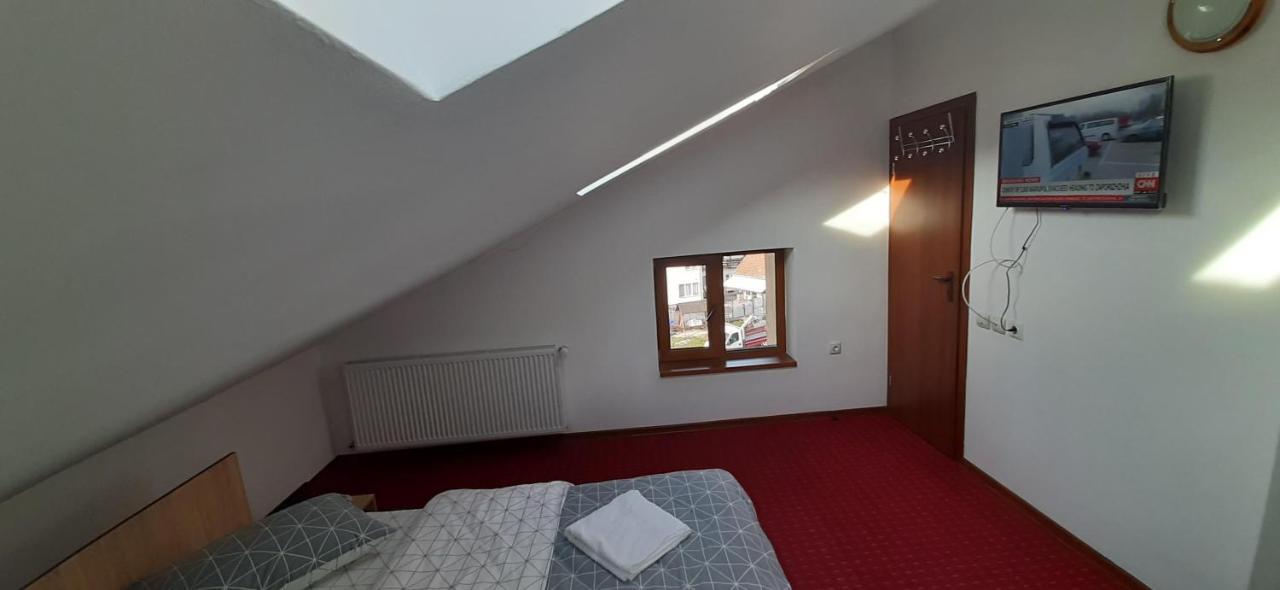 Pensiunea Montan Din Bran,Sat Simon Spa Indoor Бран Екстер'єр фото