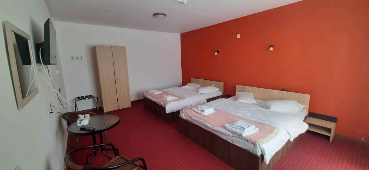 Pensiunea Montan Din Bran,Sat Simon Spa Indoor Бран Екстер'єр фото