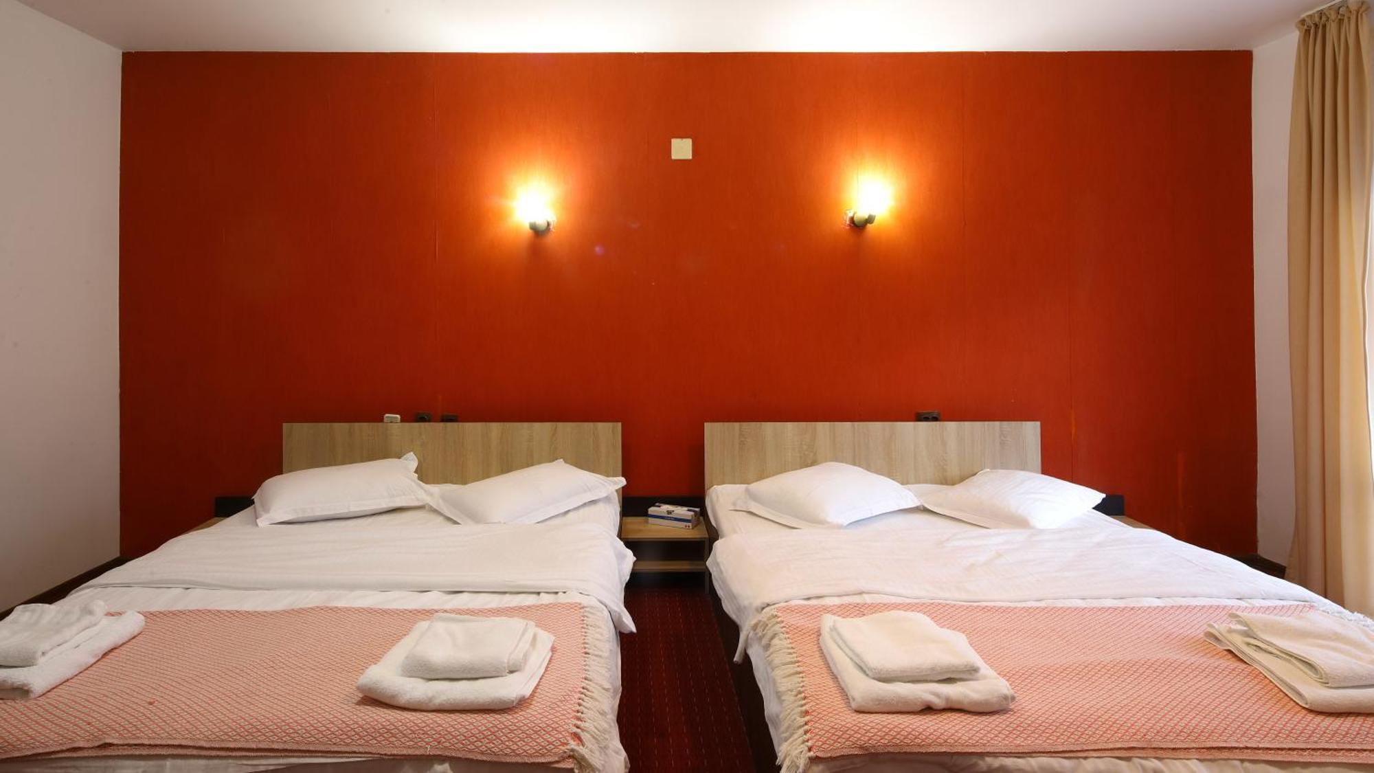 Pensiunea Montan Din Bran,Sat Simon Spa Indoor Бран Екстер'єр фото